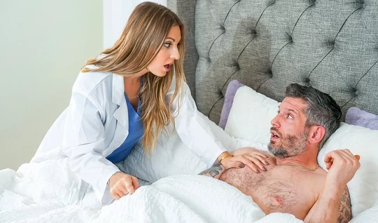 An experienced doctor cured a mature man with blowjob and sex...